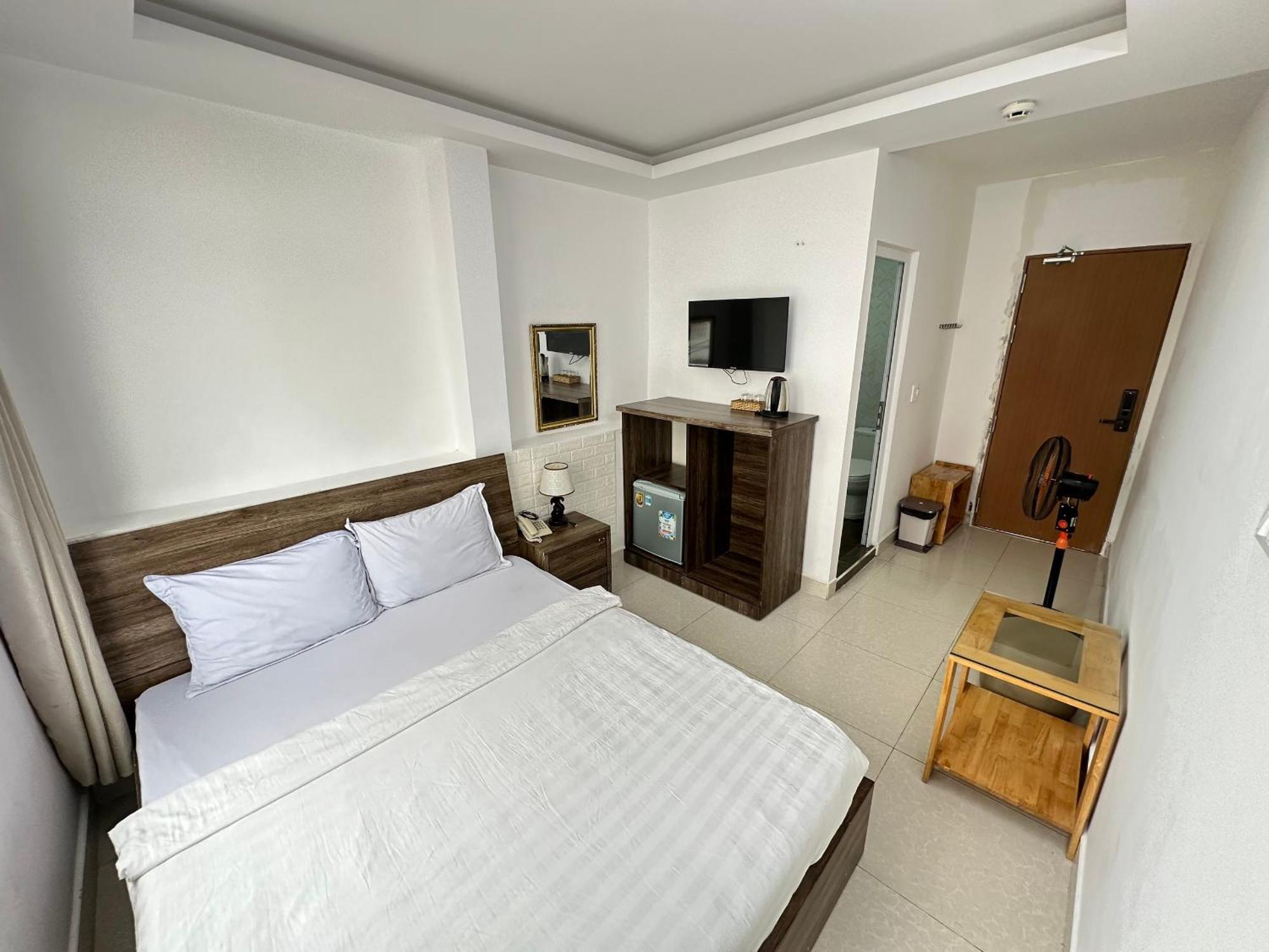 Thanh Thanh 5 Dalat Hotel - Ks Gan Cho Dem Gia Re Екстериор снимка