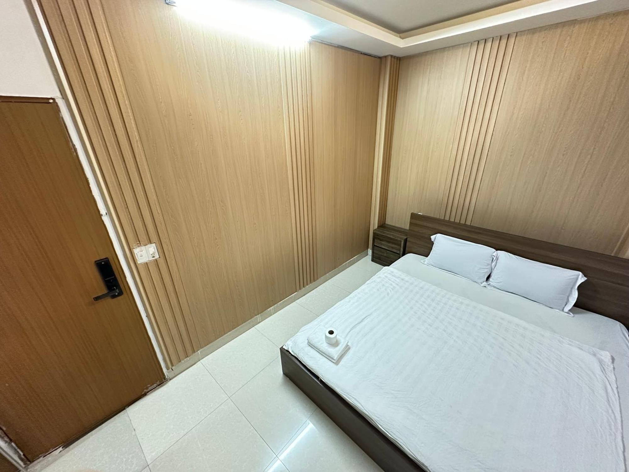 Thanh Thanh 5 Dalat Hotel - Ks Gan Cho Dem Gia Re Екстериор снимка